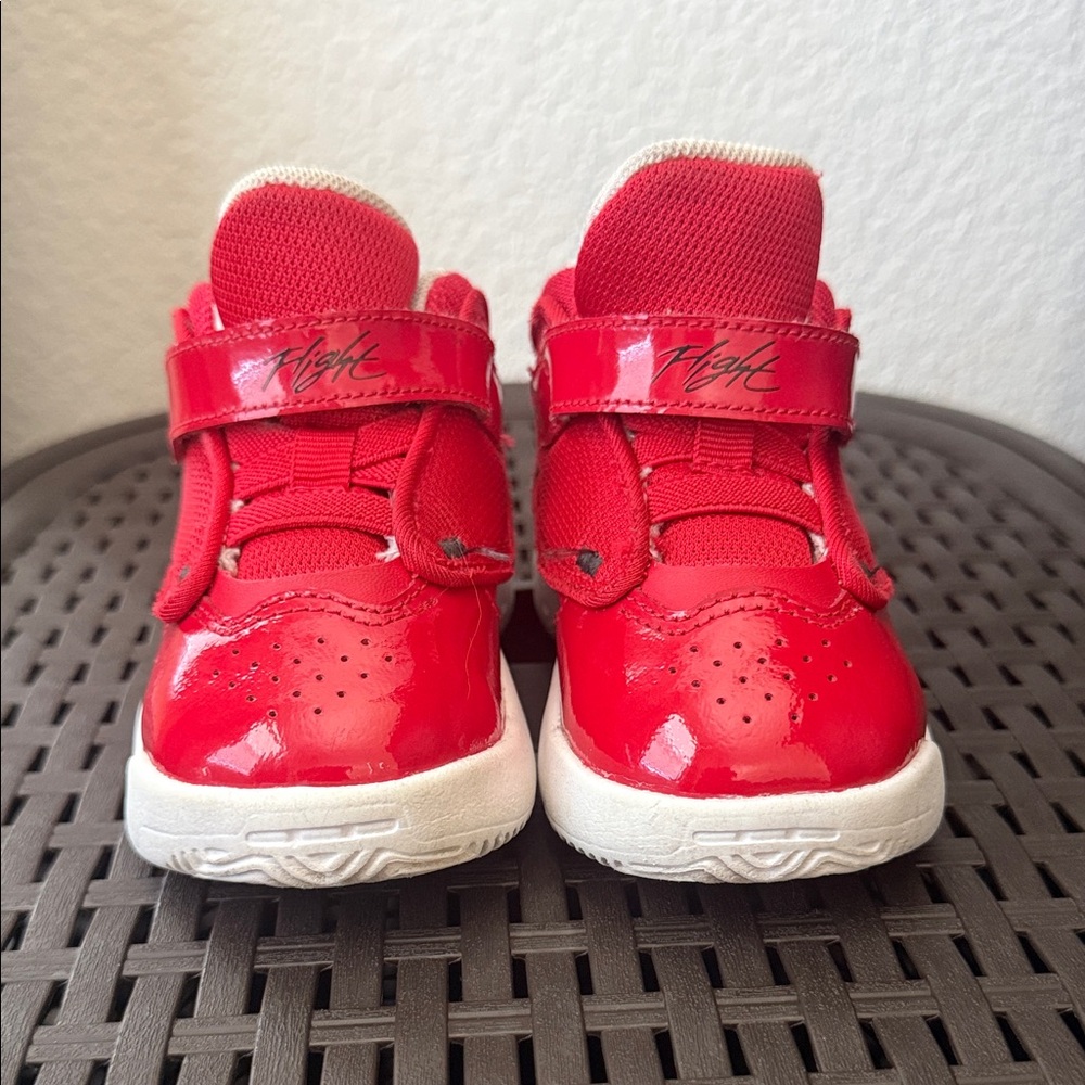 Jordan Max Aura 4 Flight Toddler Varsity Red Sneaker